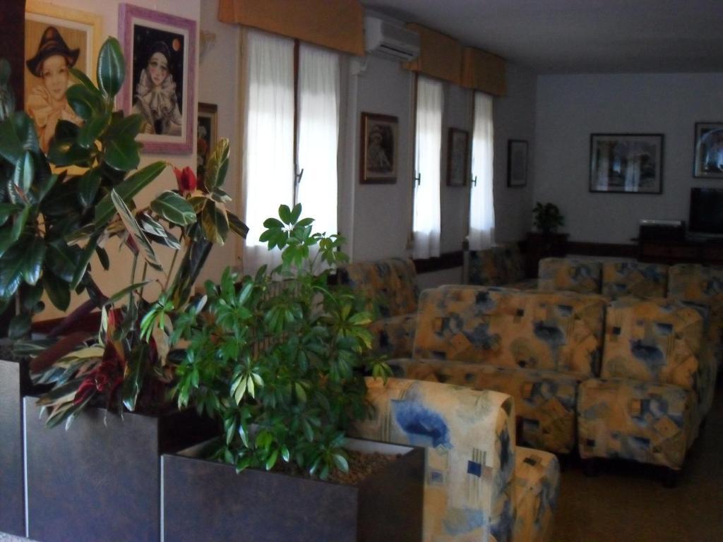Hotel Zani Τσέρβια Εξωτερικό φωτογραφία