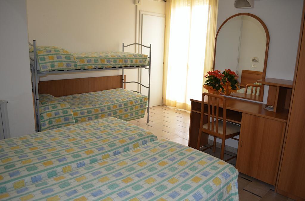 Hotel Zani Τσέρβια Δωμάτιο φωτογραφία